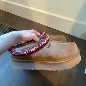 Tazz Uggs, size 10